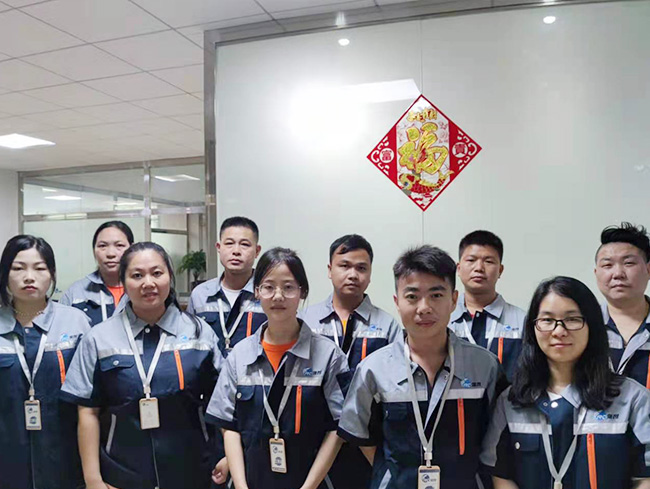 榮創(chuàng)運(yùn)輸車(chē)隊(duì)展示(六) 榮創(chuàng)運(yùn)輸車(chē)隊(duì)展示(六)